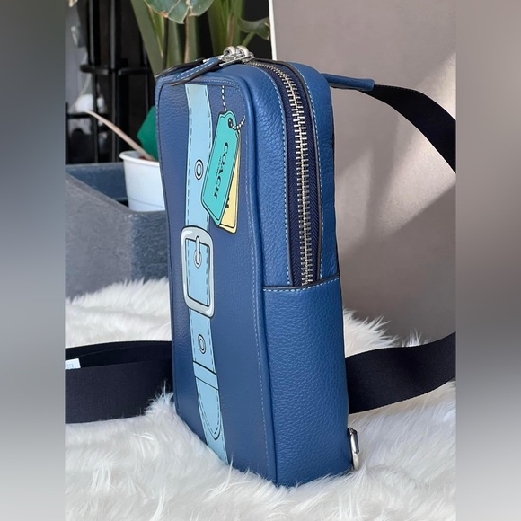 CH232 - Coach Sullivan Pack with Trompe L’oeil Print - Picture 3 of 12